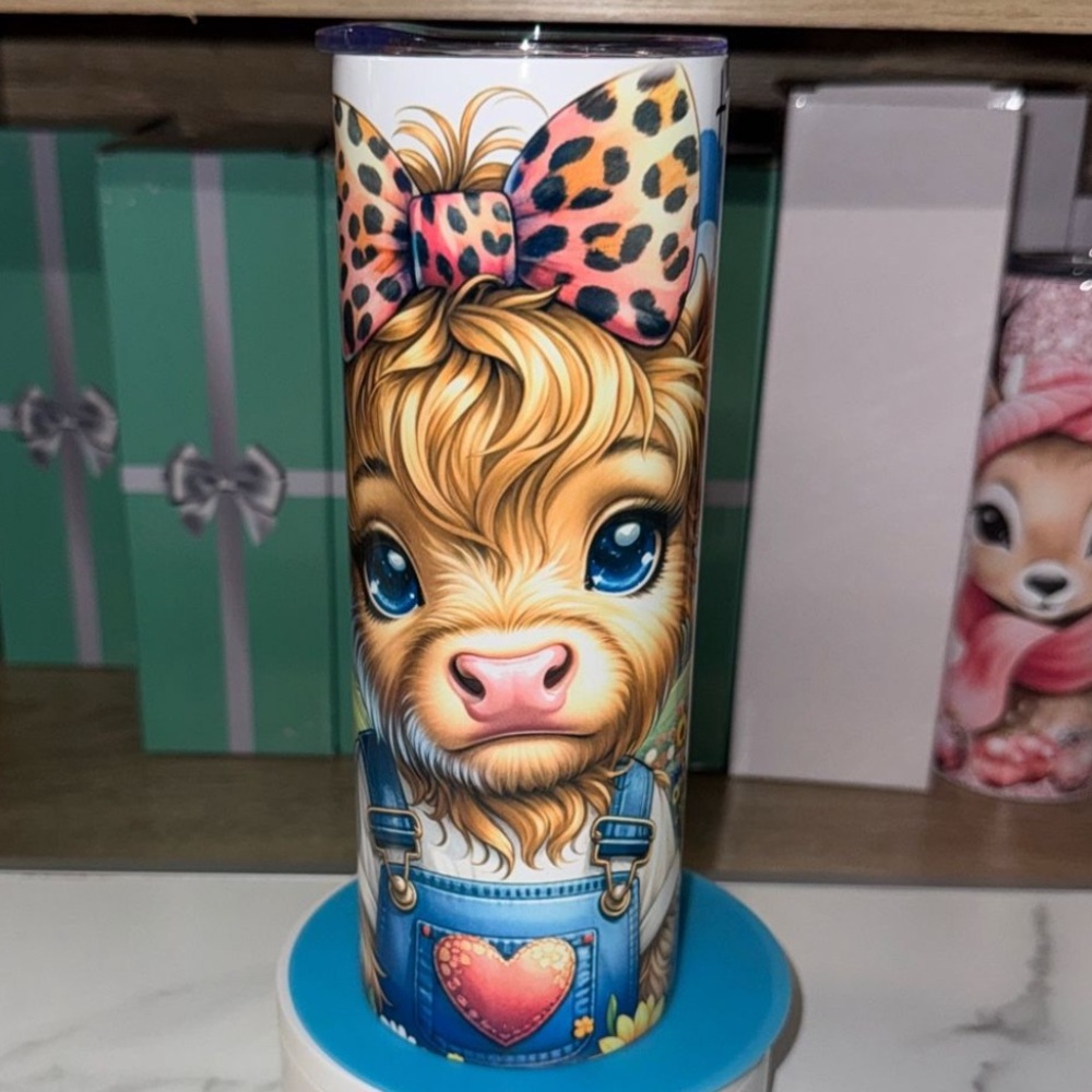 20oz Just a girl who loves highland cows tumbler